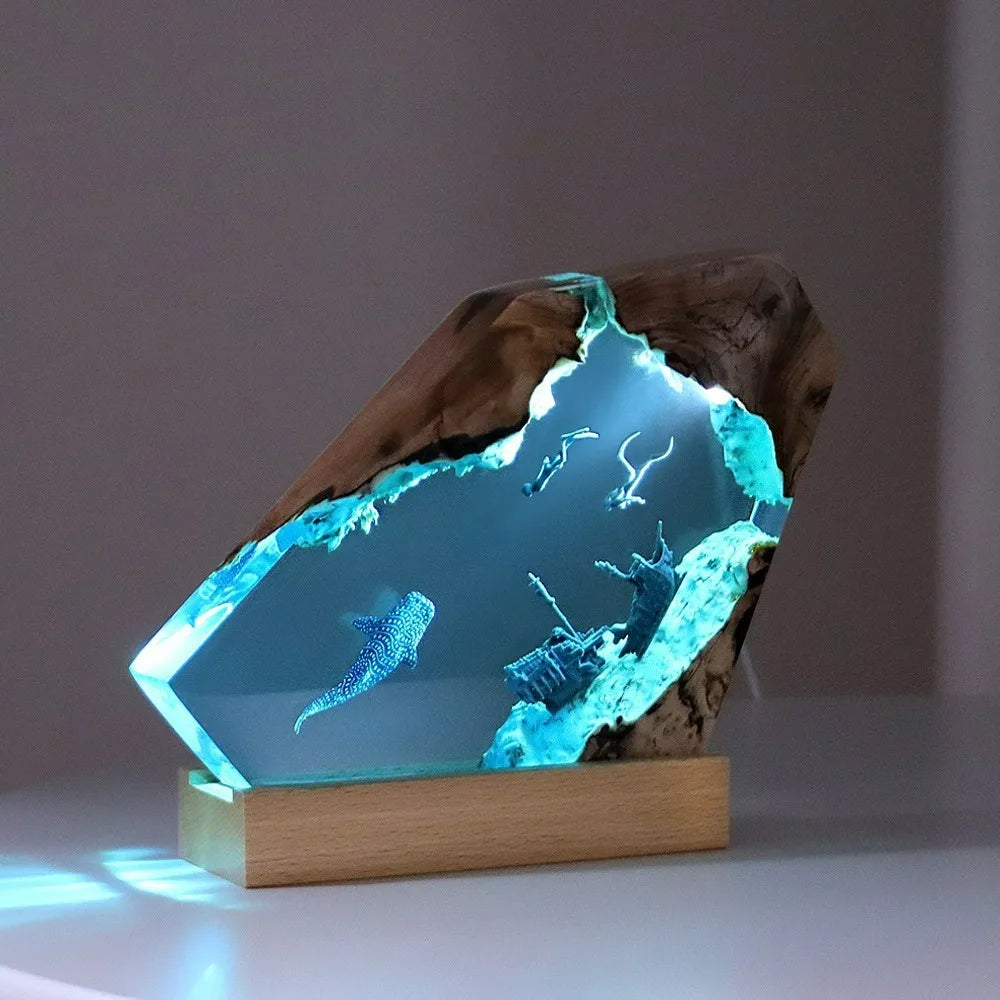 Deep Sea Resin Night Light 🌊 Diver & Ocean Desk Lamp
