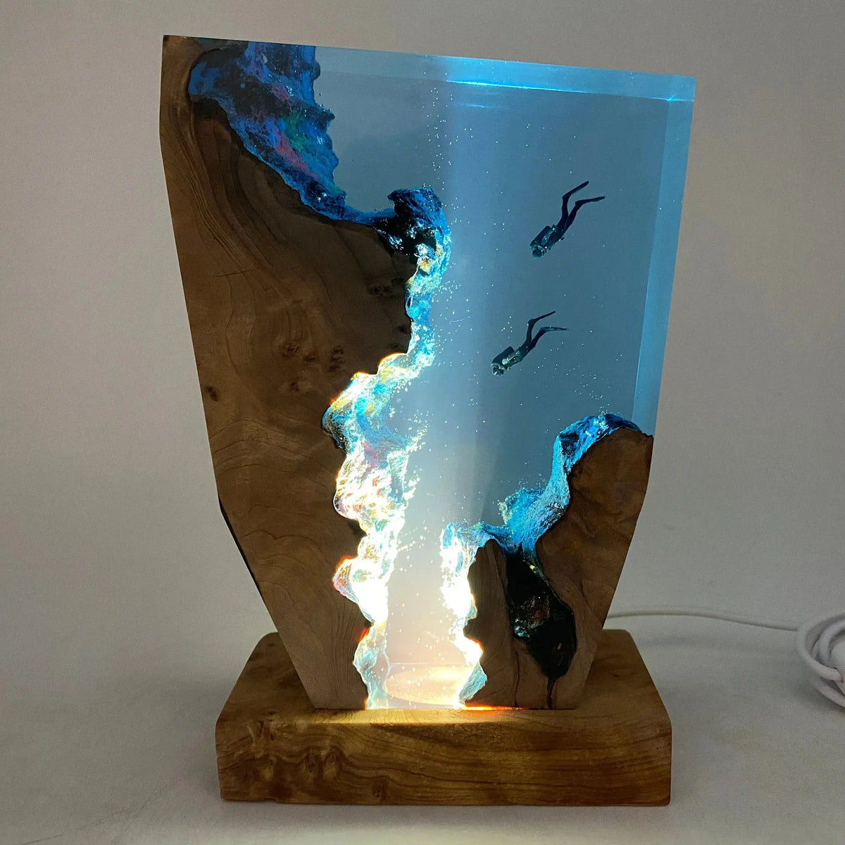 Deep Sea Resin Night Light 🌊 Diver & Ocean Desk Lamp