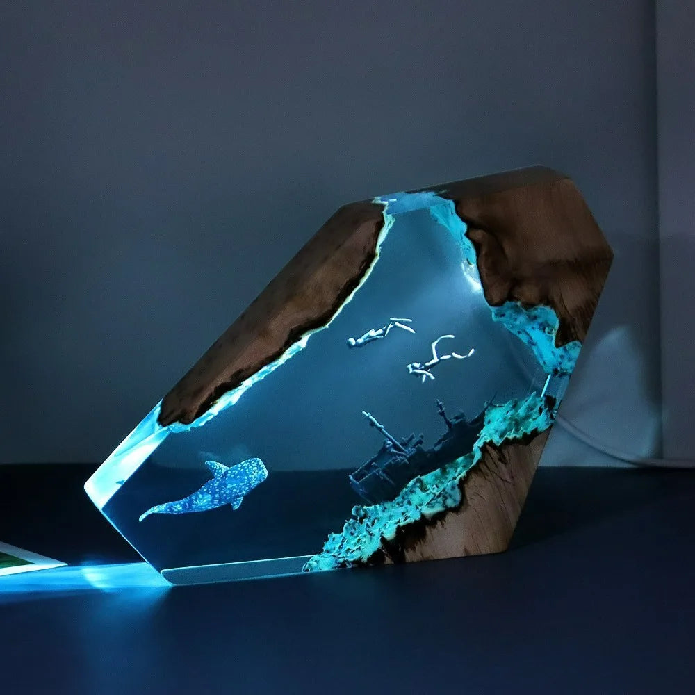 Deep Sea Resin Night Light 🌊 Diver & Ocean Desk Lamp